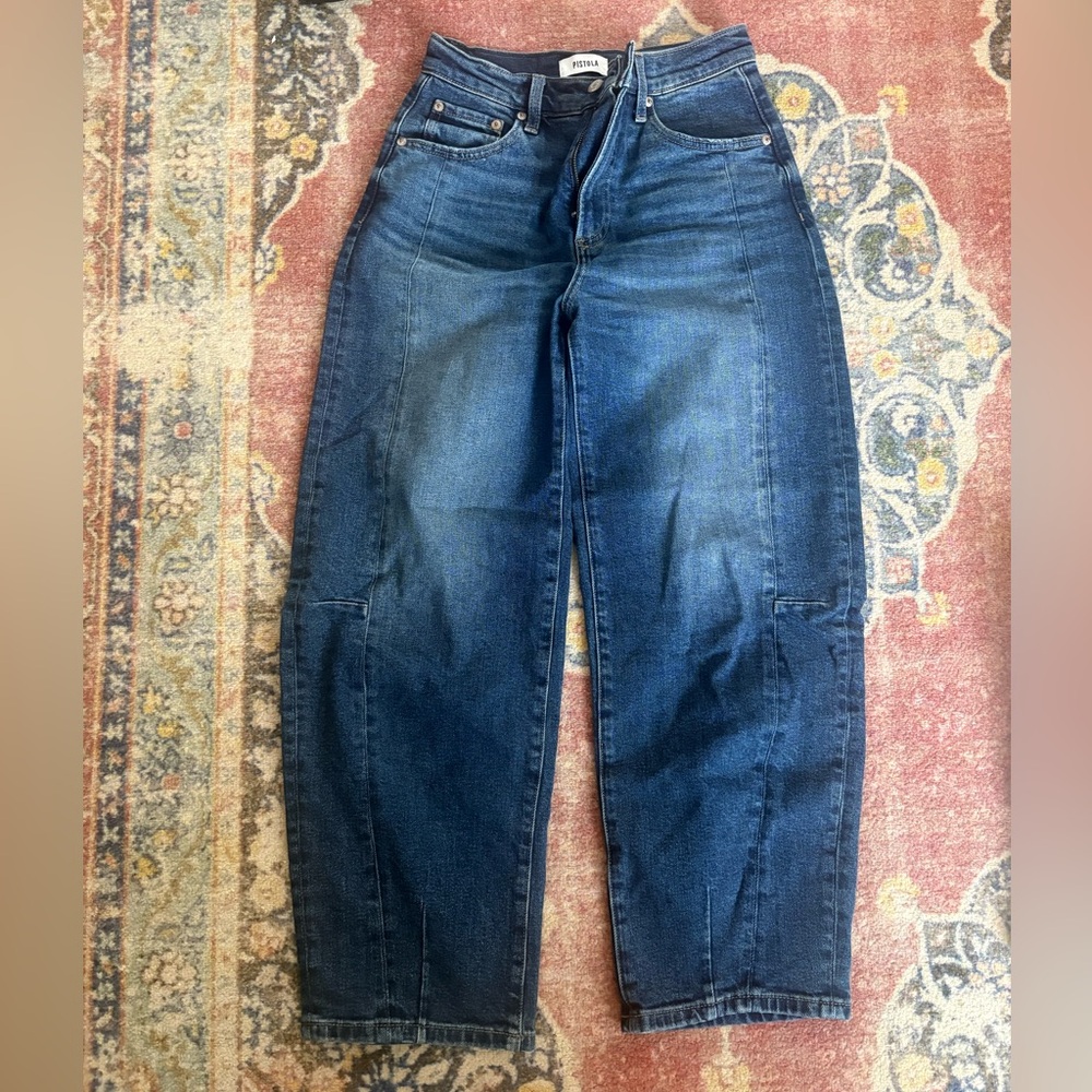 Pistola Eli High Rise Barrel Jeans